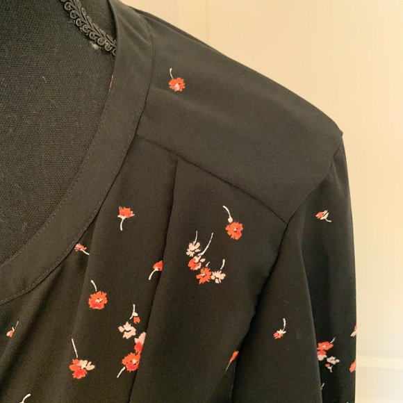 Black Floral Top - Picture 7 of 10